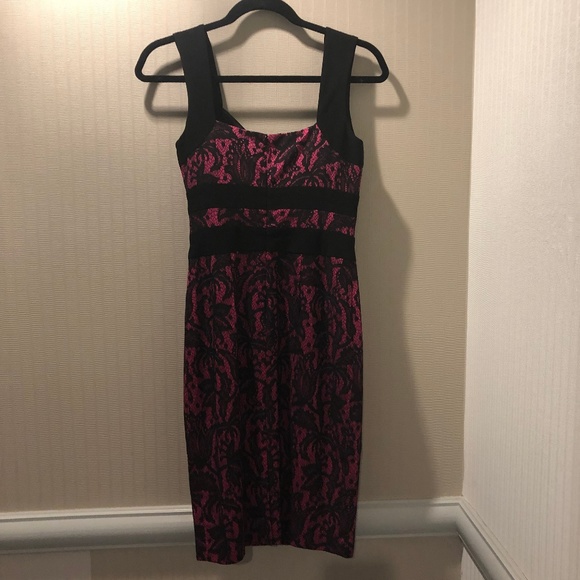 Eye-catching Cocktail Dress - Picture 2 of 3